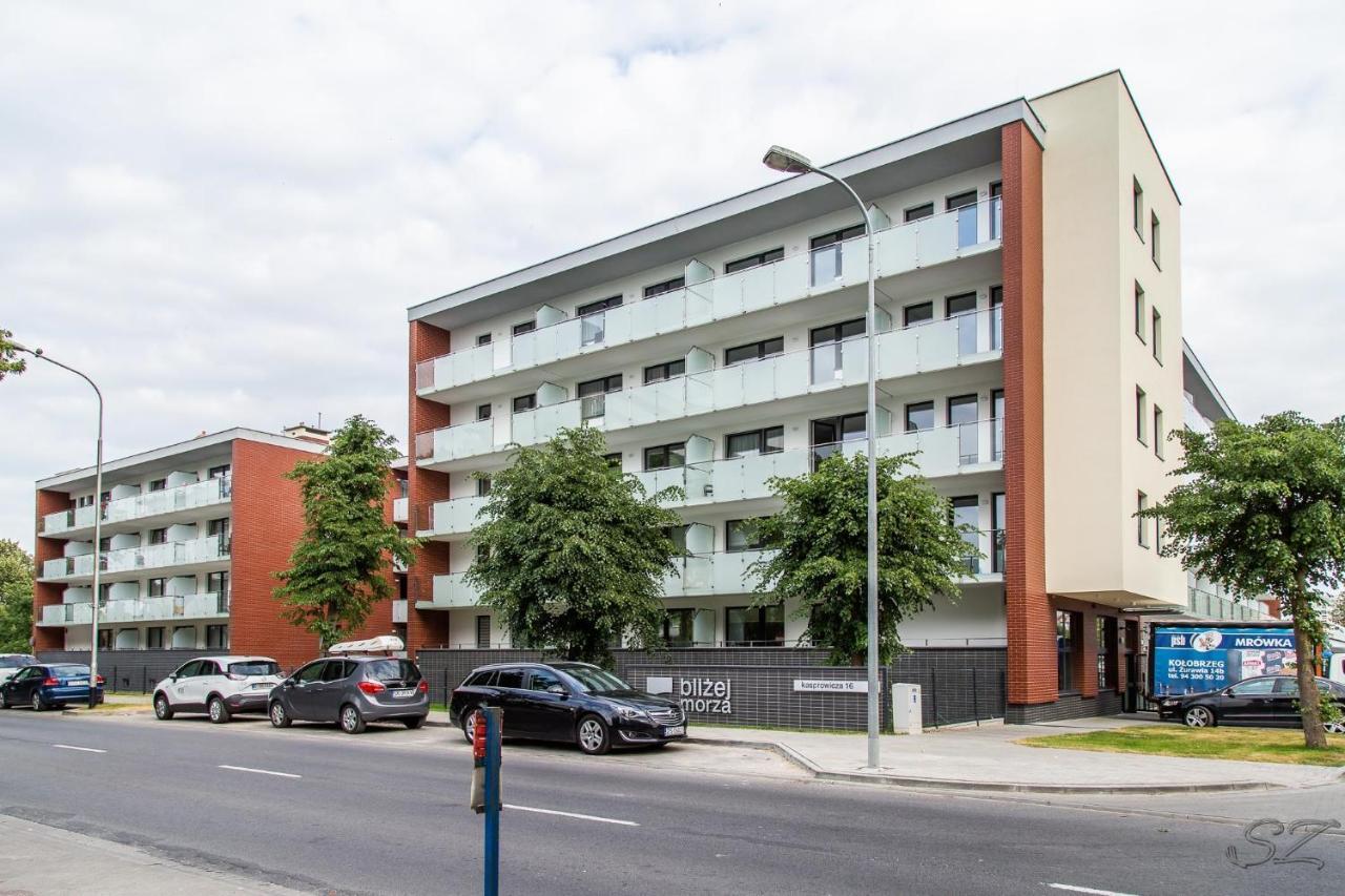 Blizej Morza 102 Z Prywatnym Garazem I Rowerami W Cenie Apartment Kolobrzeg Exterior photo